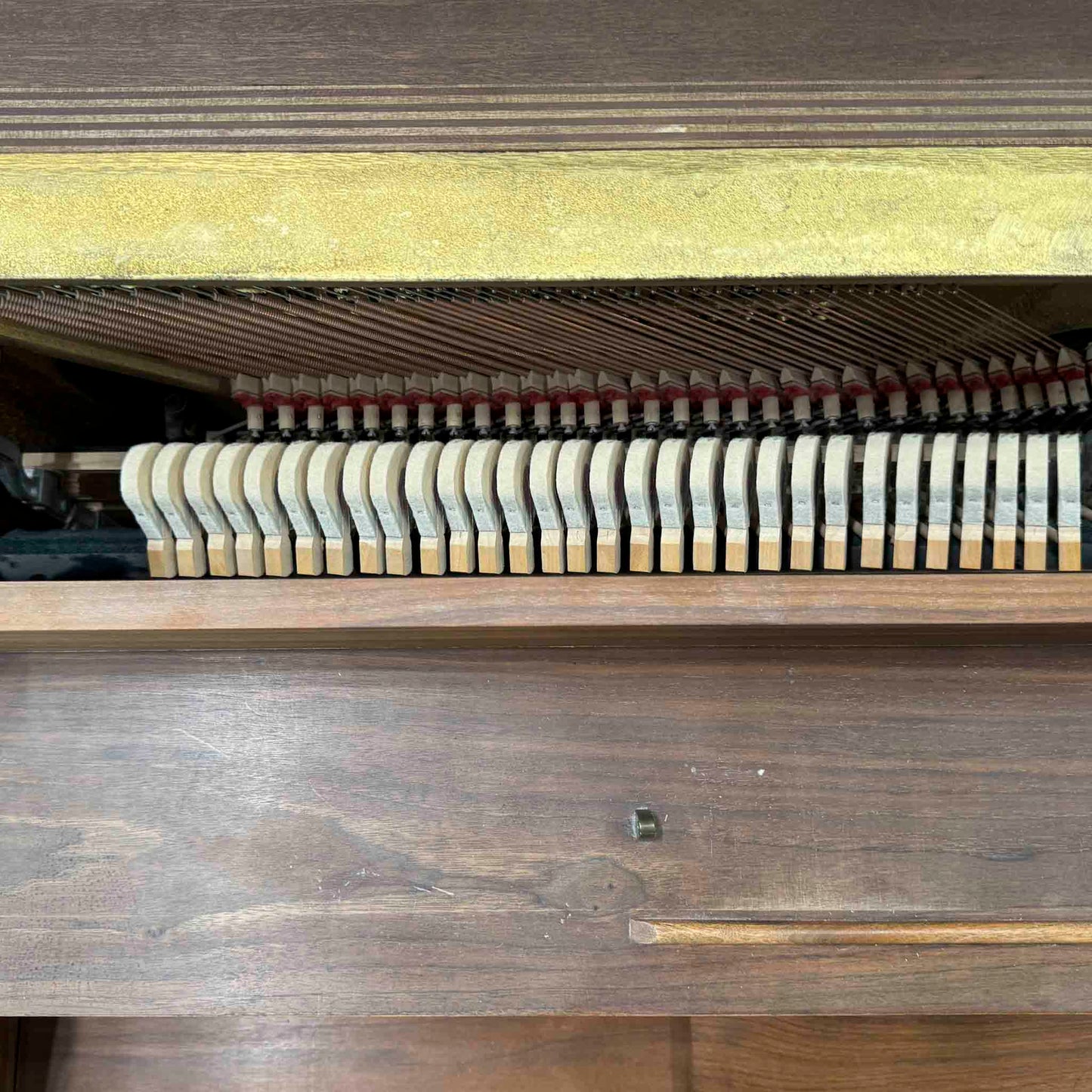 HEIRLOOM RESTORATION 1969 Astin-Weight Wood Finish 41" Console Piano