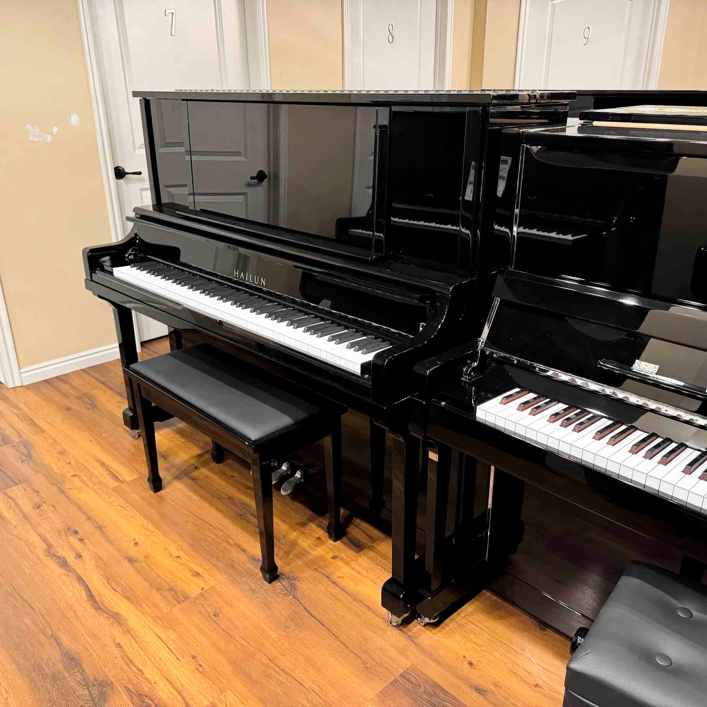 Hailun 7P 52" Polished Black Upright Piano
