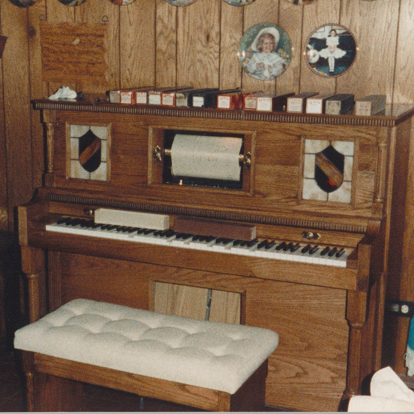 The Machnikowski Family Piano!