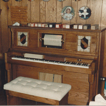The Machnikowski Family Piano!