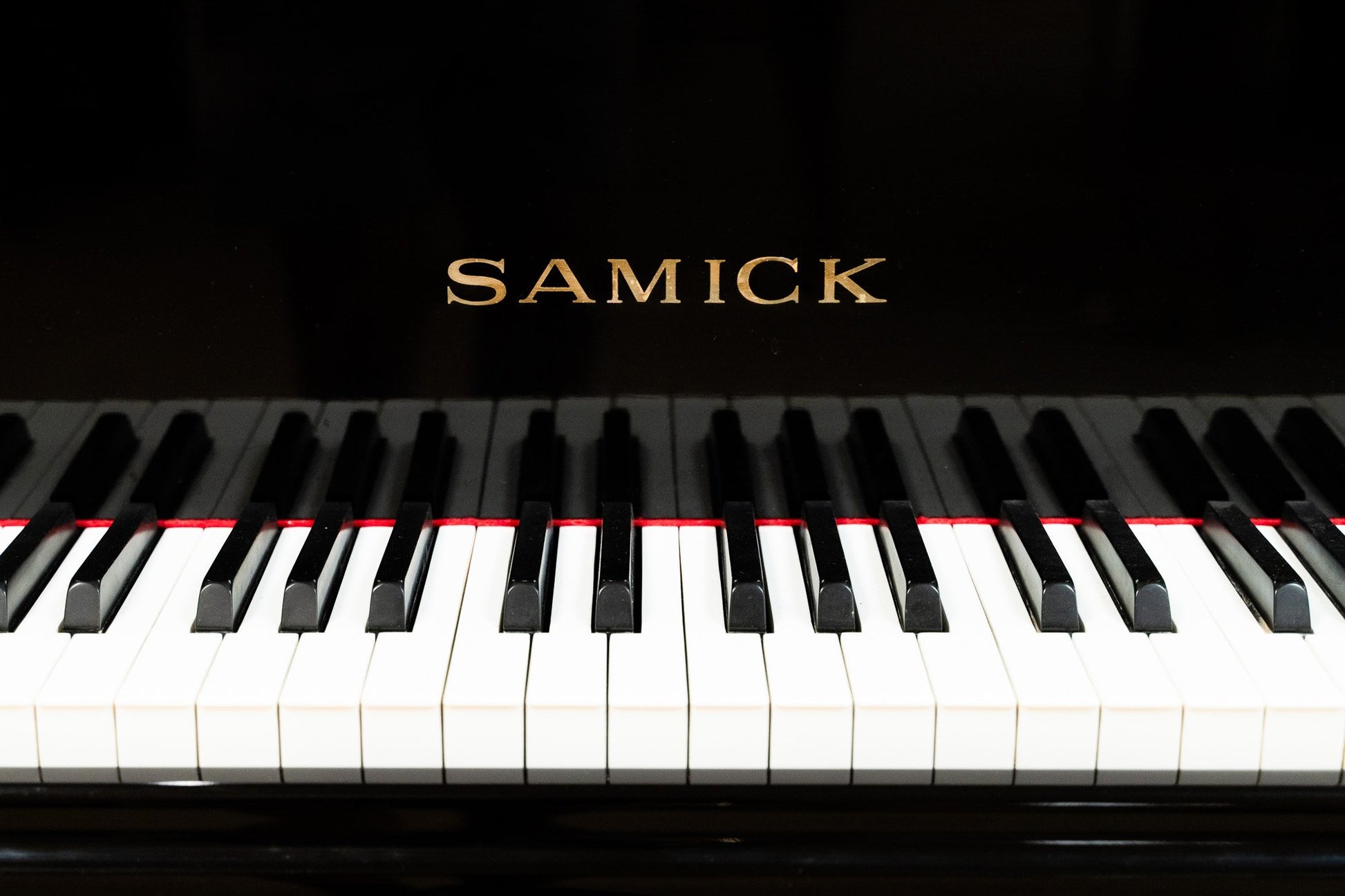 Image 2 of 1999 Samick Grand / 5'2" 