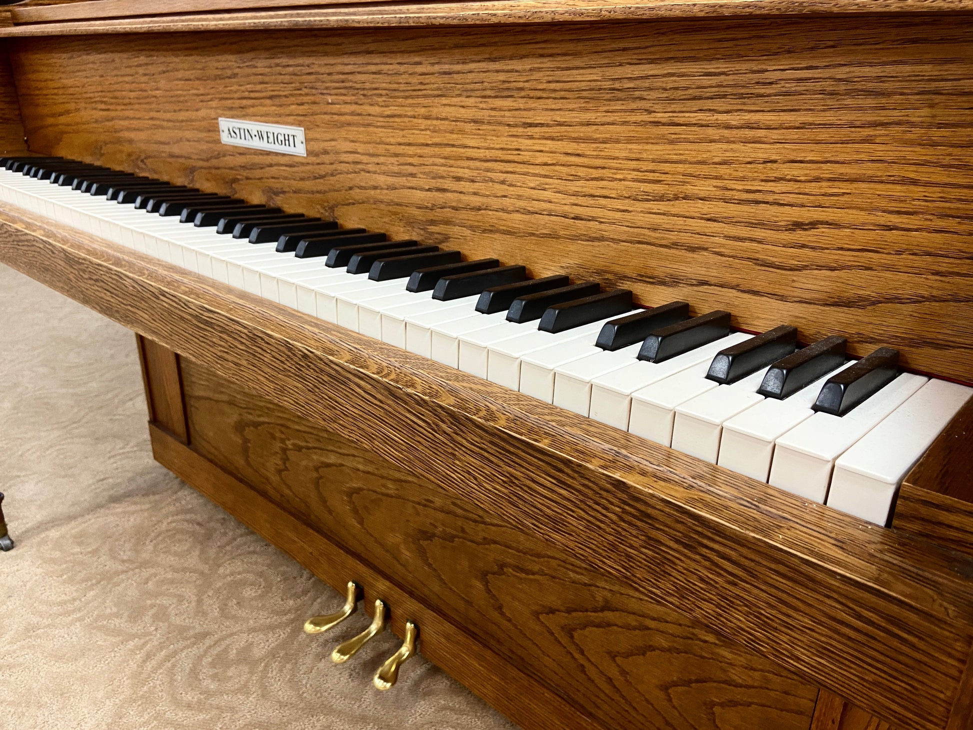 Image 10 of 1980 Astin Weight Console 42" / Walnut