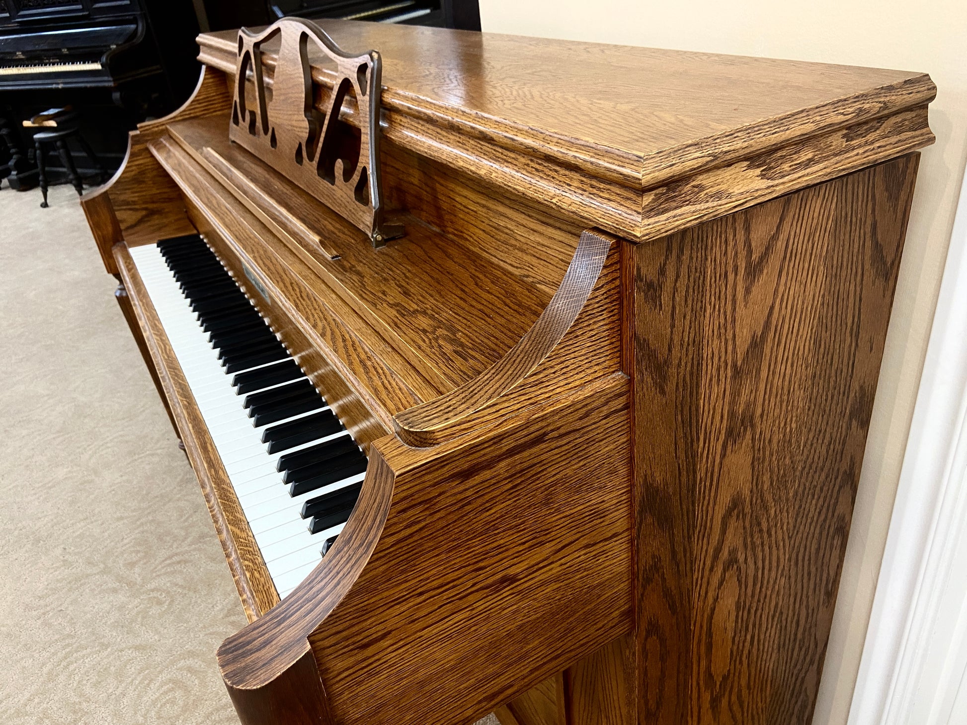 Image 11 of 1980 Astin Weight Console 42" / Walnut