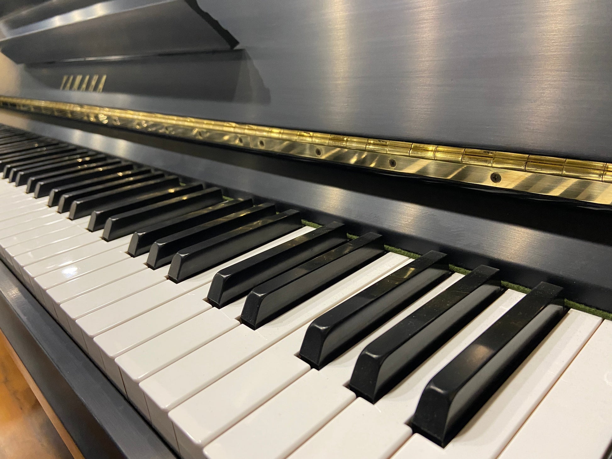 Image 5 of 1981 Yamaha U3 / Satin Ebony / 52"