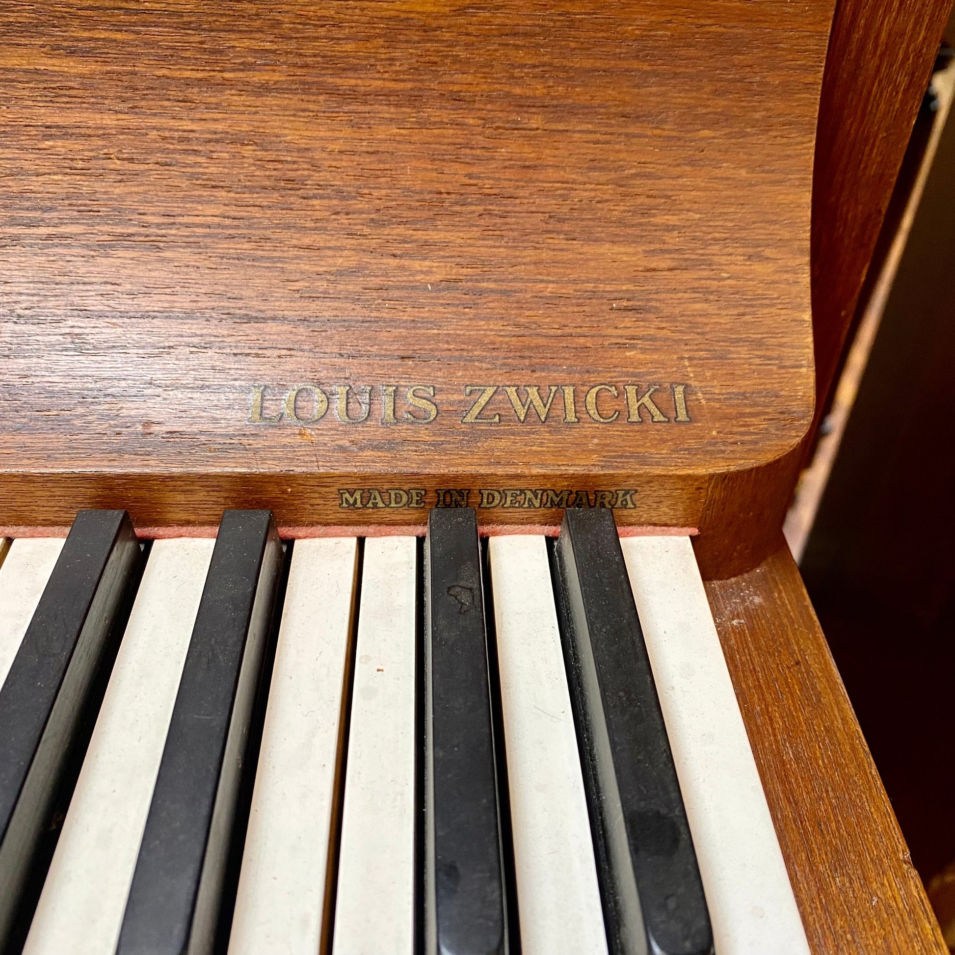 Image 20 of 1956 Louis Zwicki Upright