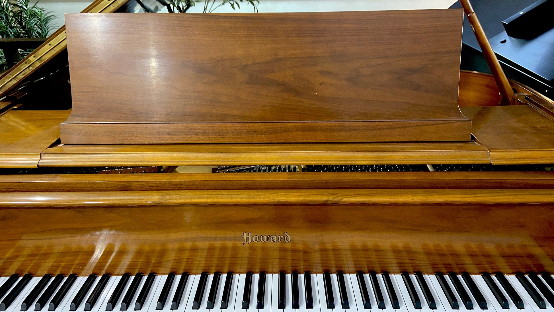 Image 10 of 1969 Howard Grand Piano / 5' / Walnut with QRS Self Playing System