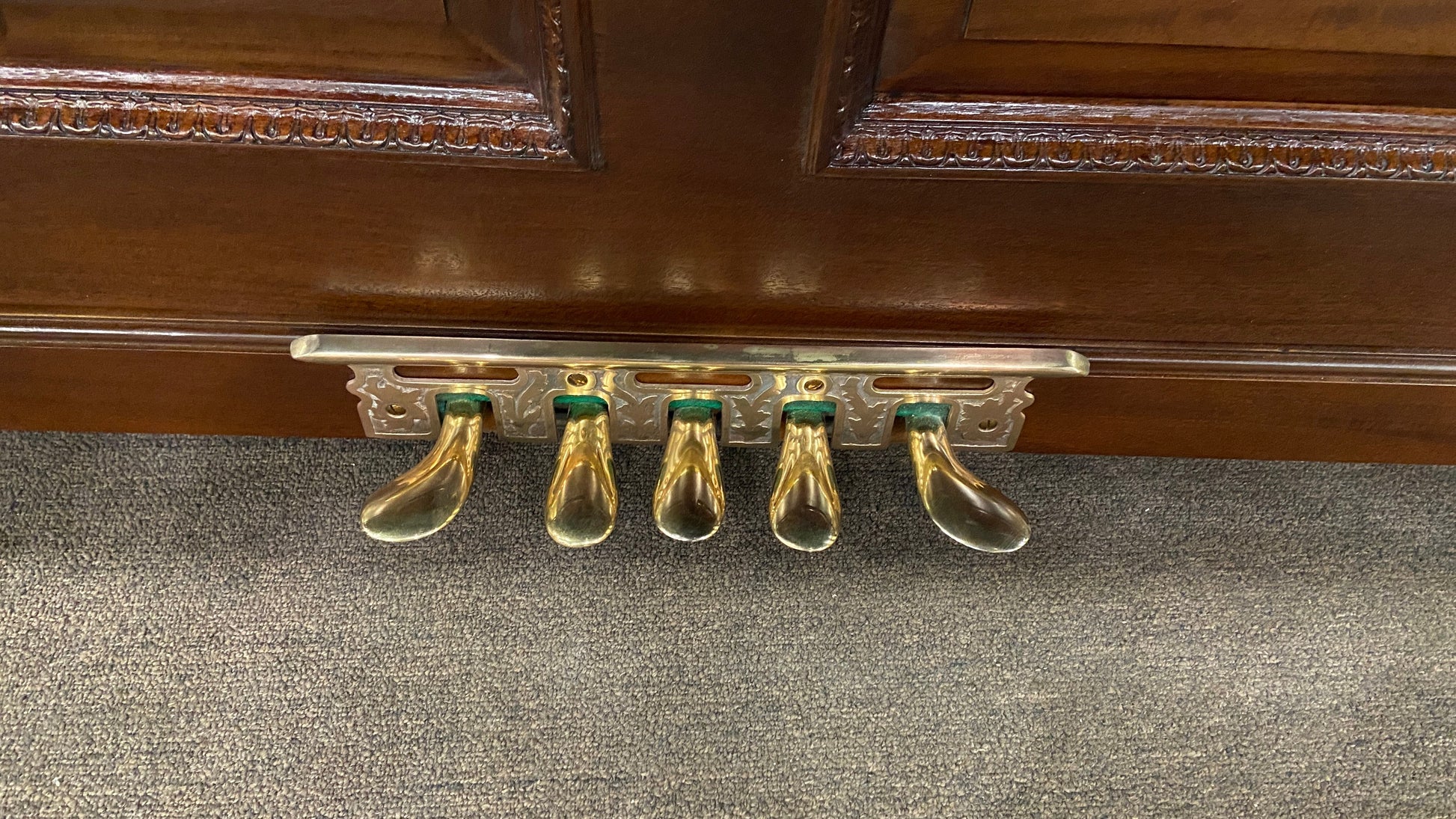 Image 5 of Wing & Sons Upright / QRS