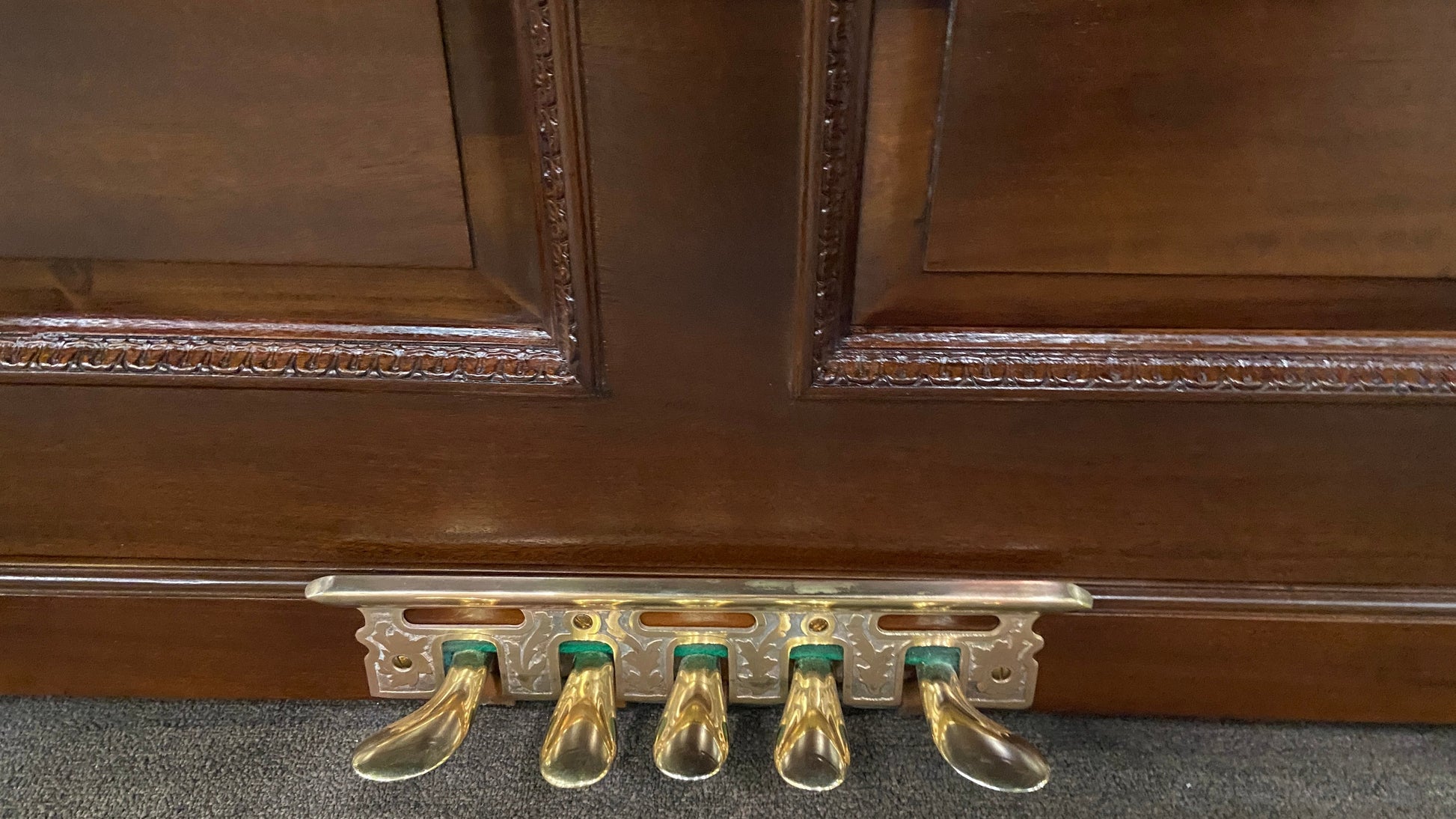Image 6 of Wing & Sons Upright / QRS