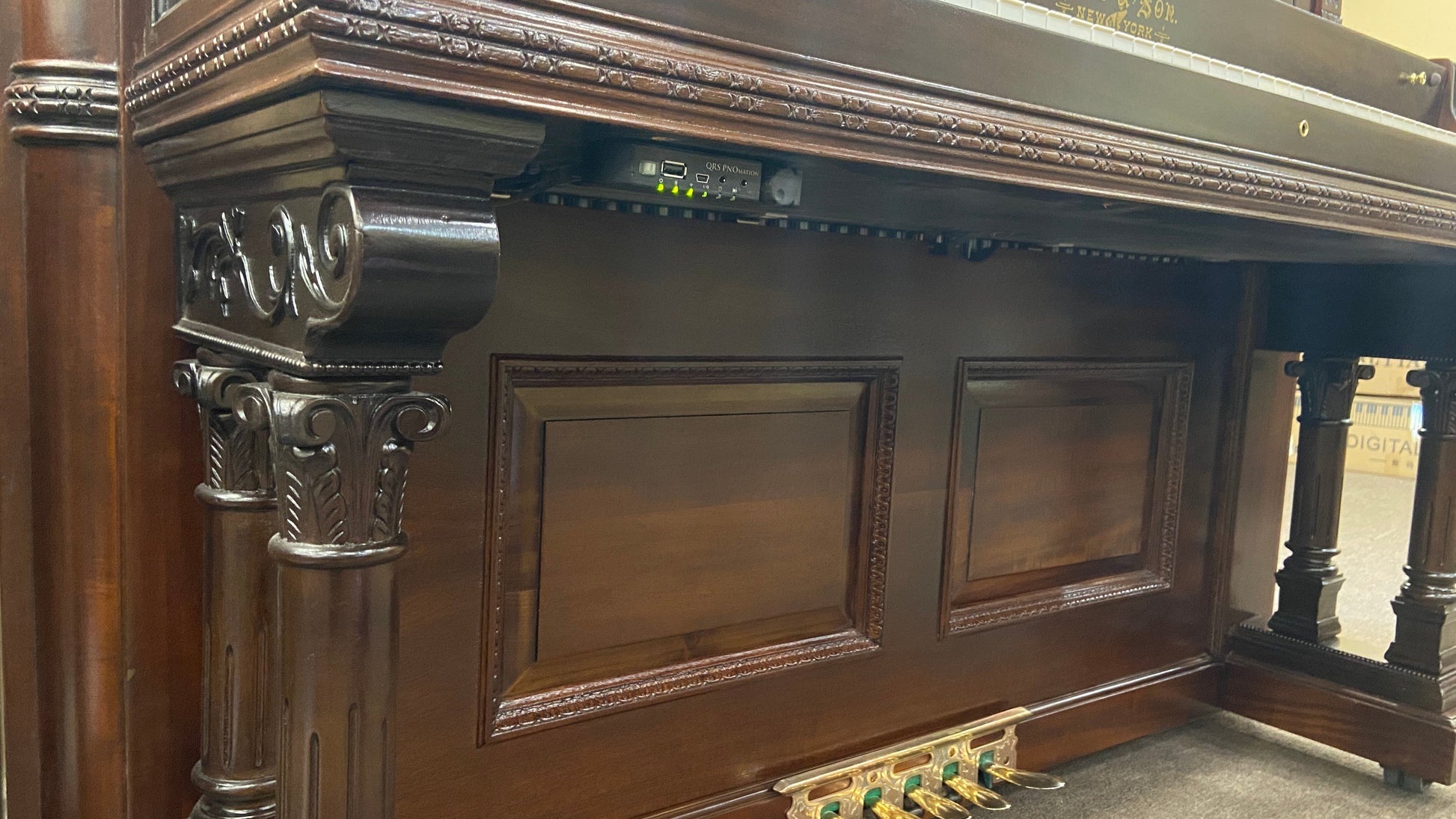 Image 7 of Wing & Sons Upright / QRS