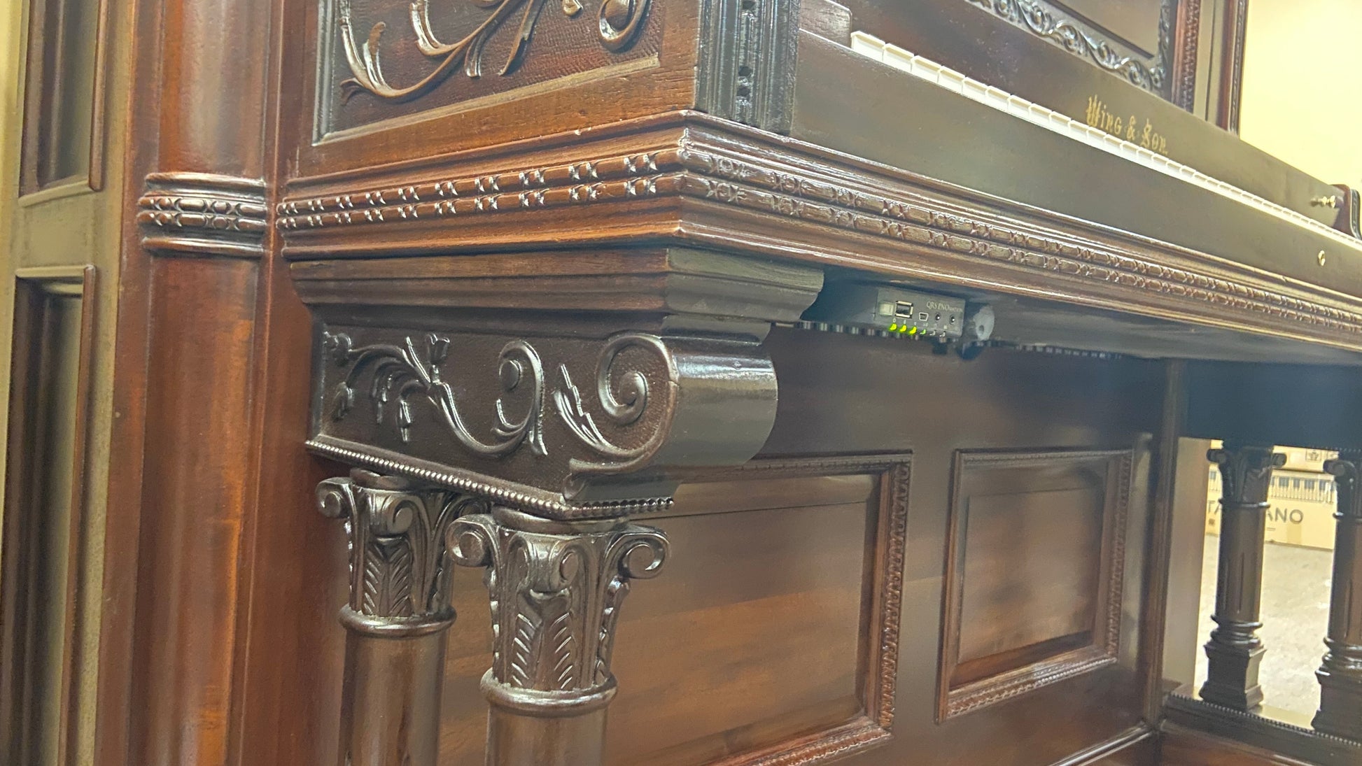 Image 10 of Wing & Sons Upright / QRS