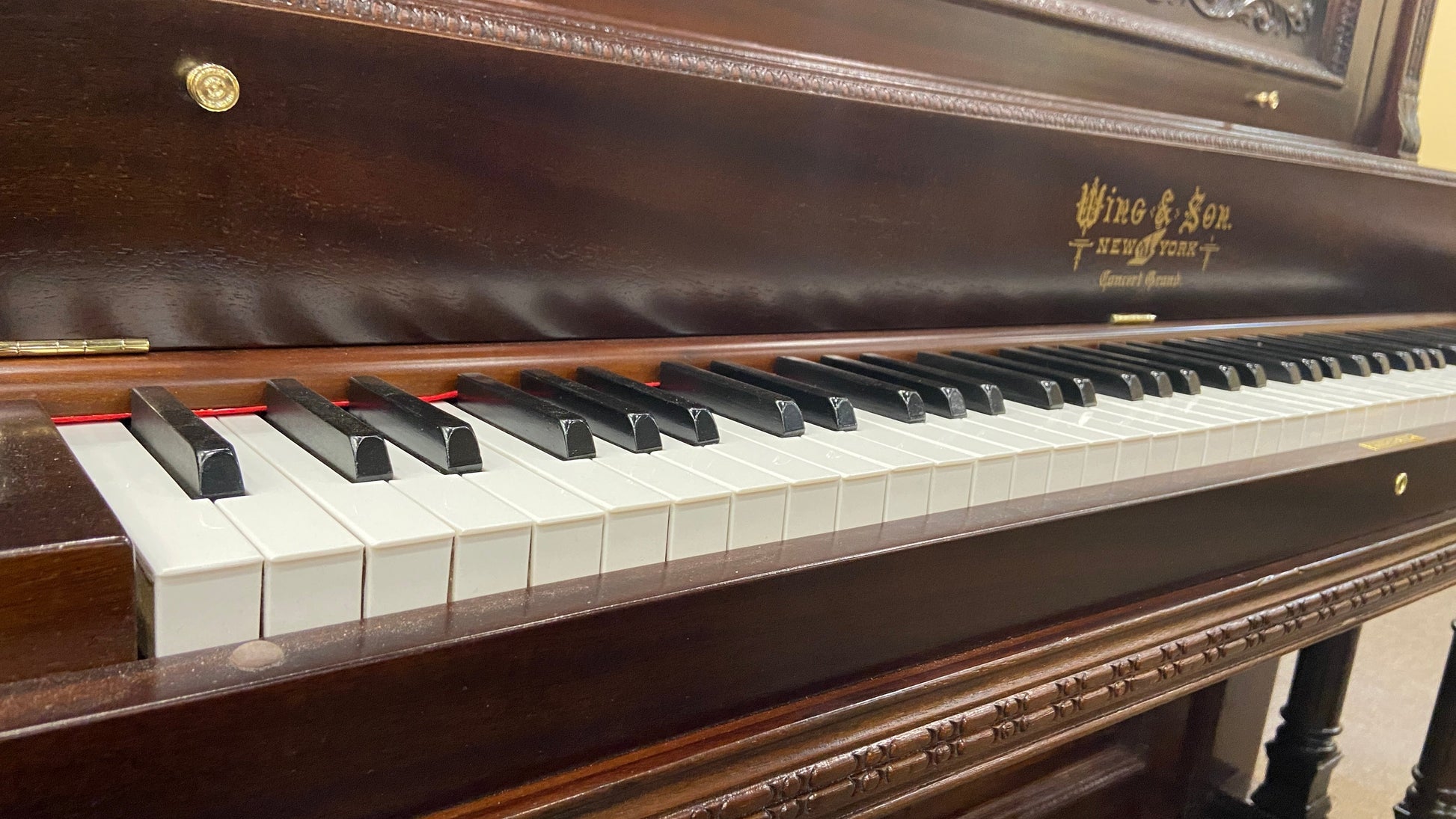 Image 15 of Wing & Sons Upright / QRS