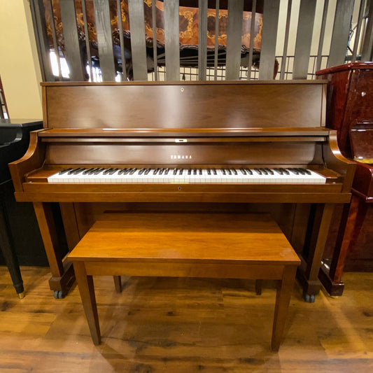 Image 4 of 1994 Yamaha P22 45" Upright Piano / Walnut