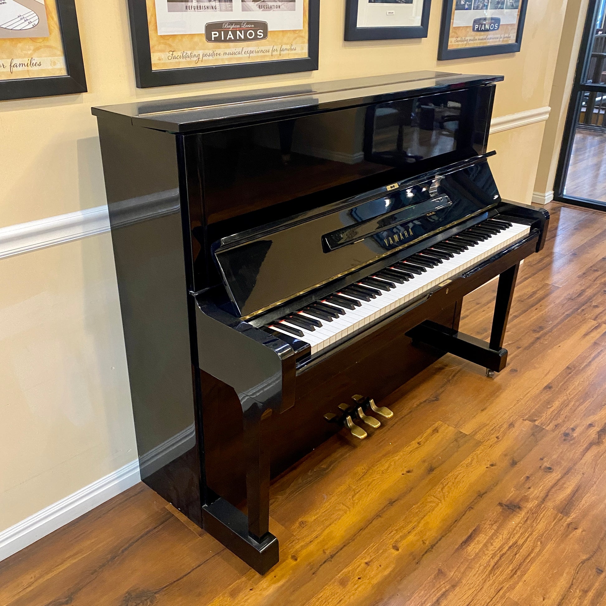 Image 3 of 1974 Yamaha U1