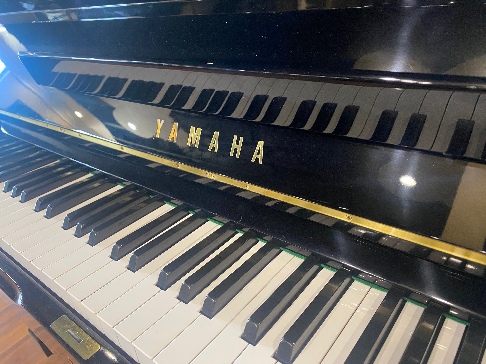 Image 3 of 1977 Yamaha U1 / Polished Ebony / 48"