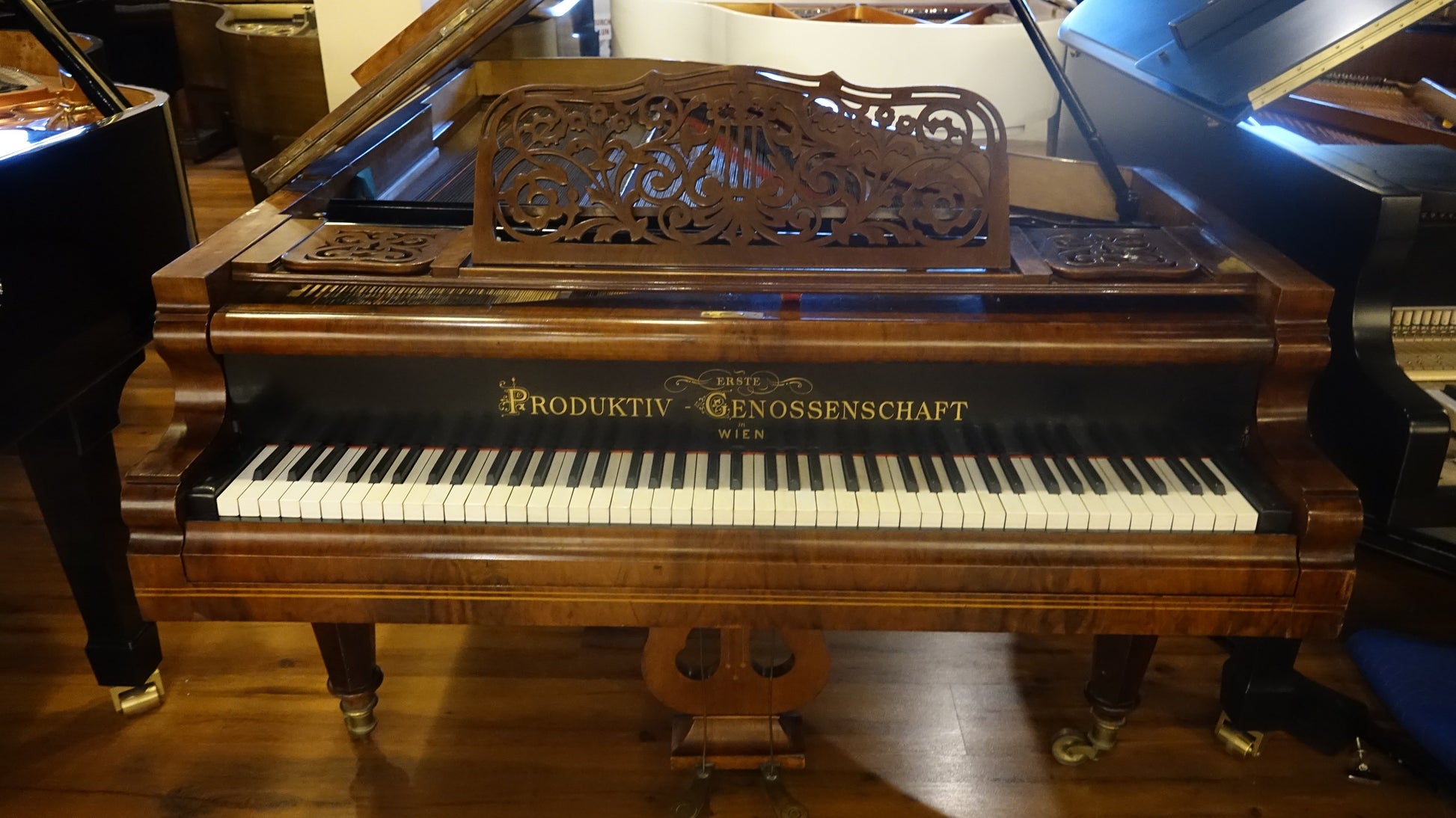 Image of the Piano For Sale